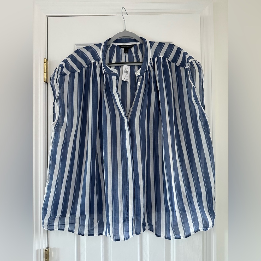 XL Banana Republic striped blouse